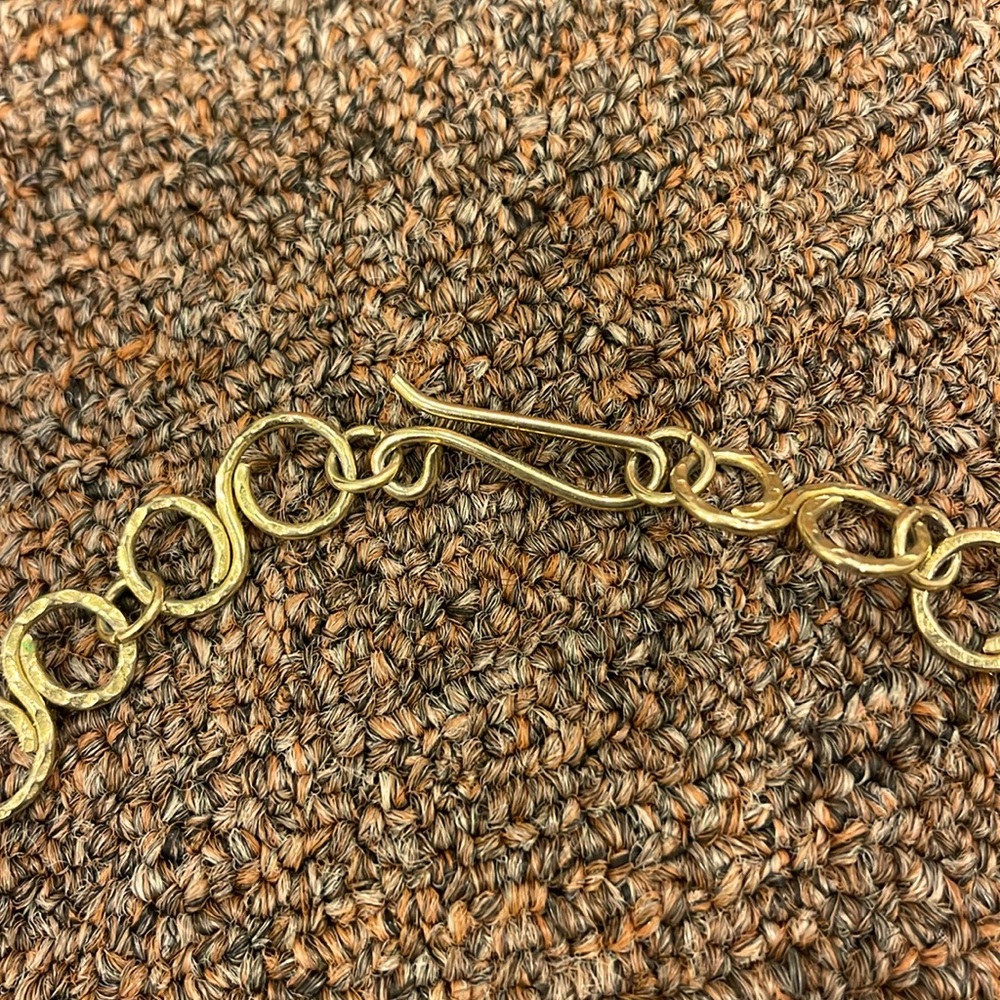 Vintage Goldtone Circle Necklace - Picture 6 of 6